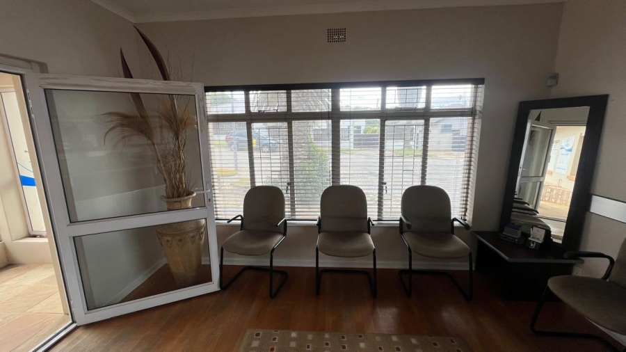  Bedroom Property for Sale in Jeffreys Bay Central Eastern Cape